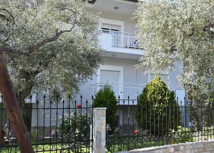 Papachristos Villa