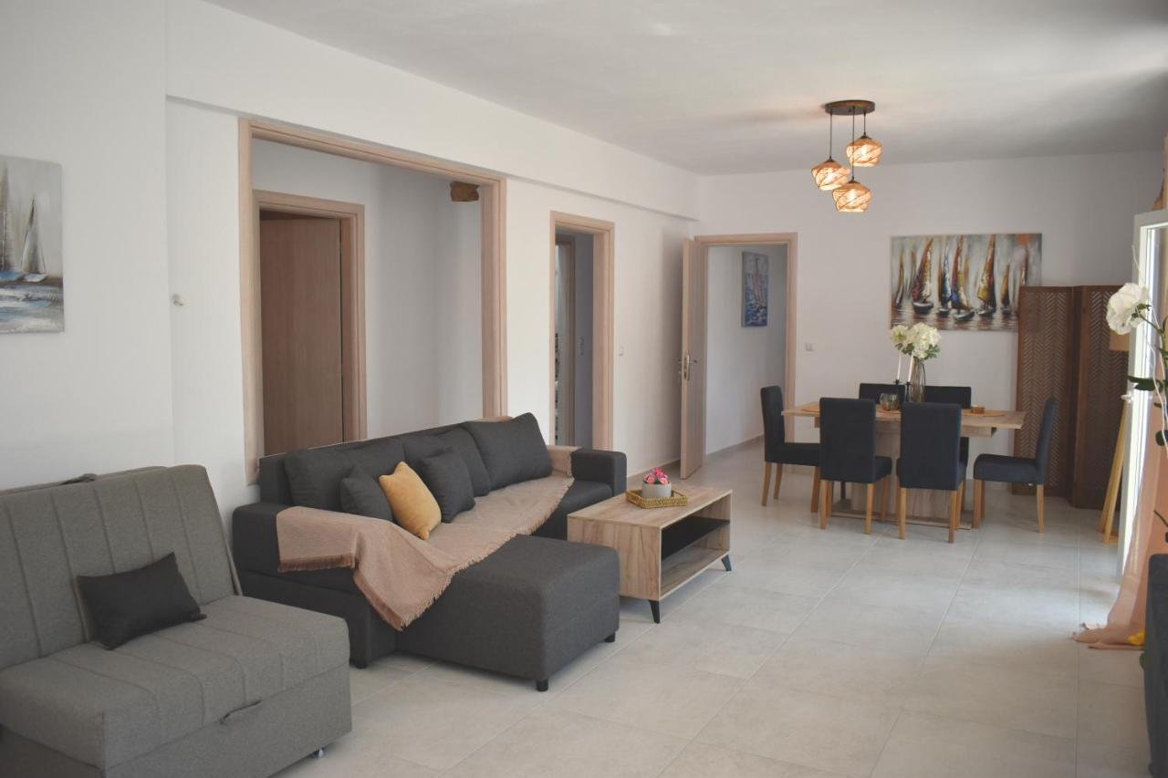 Papachristos Villa